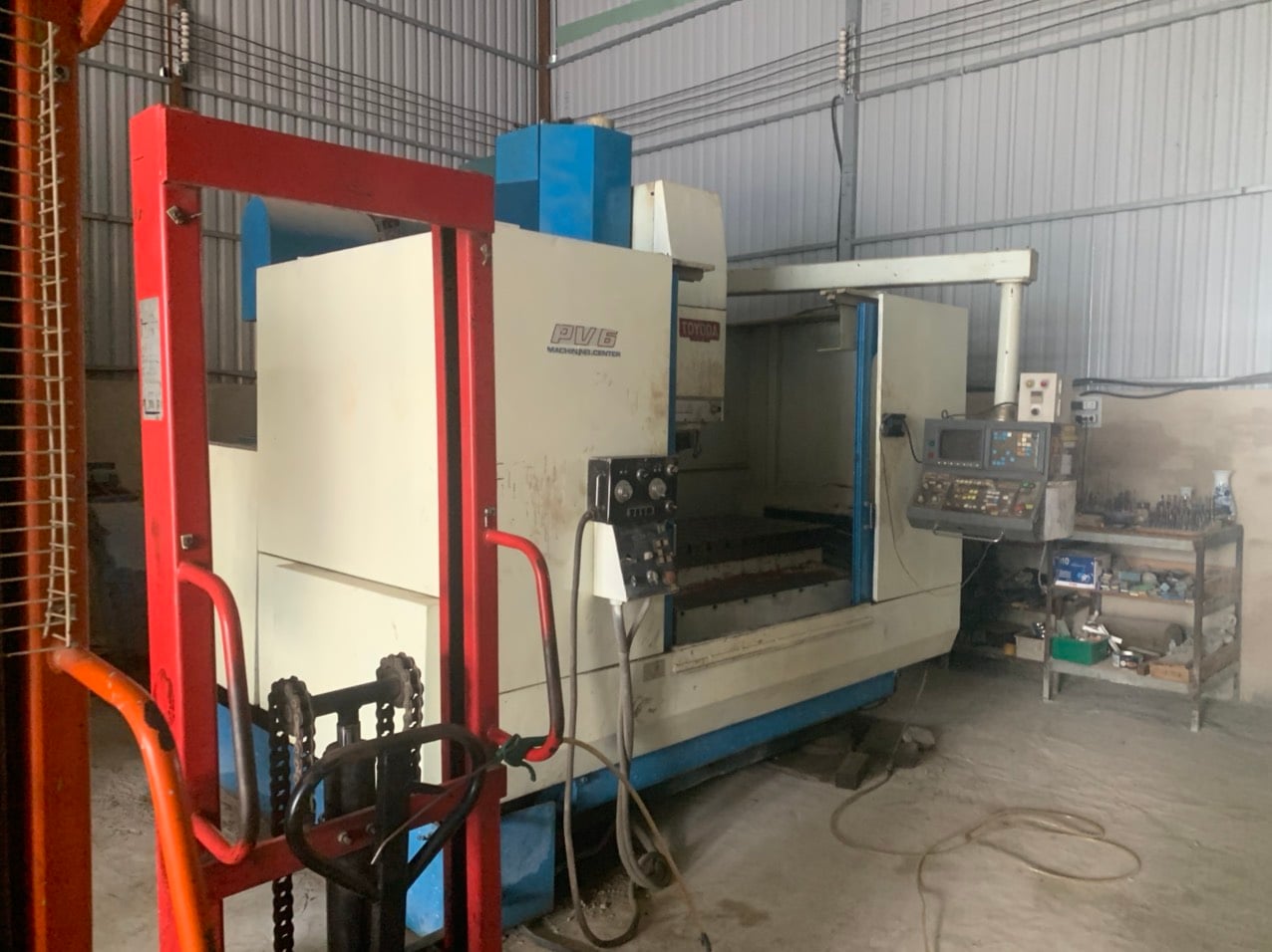CNC milling machine